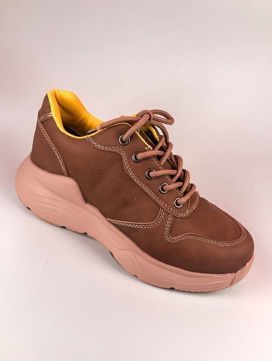 Sneakers - premium brown